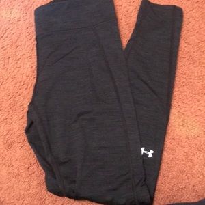 dark grey athletic leggings